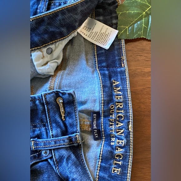 Men’s Ripped Blue Extreme Flex Skinny Jeans Size 28 x 32 - Picture 3 of 3